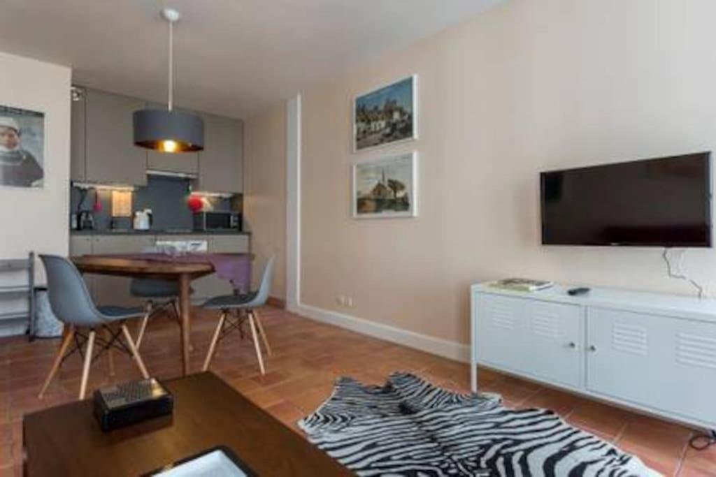 Cosy & Premium Apartment Near The Louvre & Quartier Latin パリ エクステリア 写真